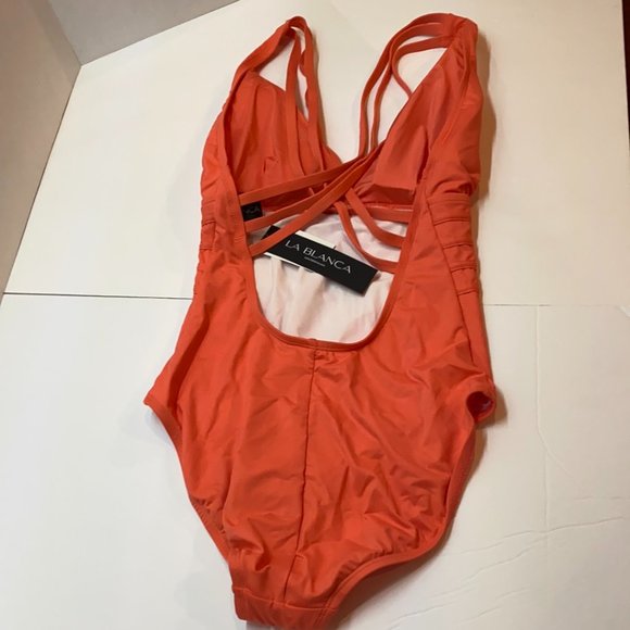 NWT La Blanca Cross Back Plus Size One Piece - Picture 4 of 5